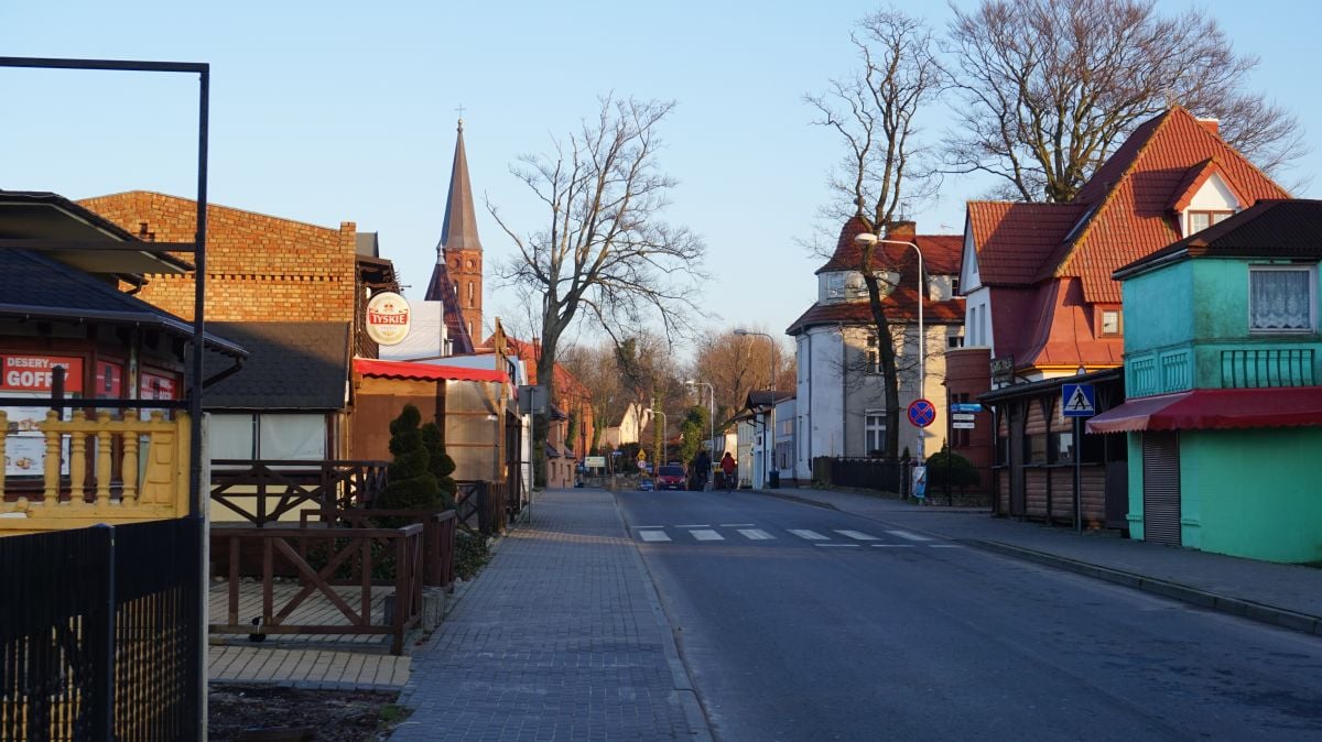 Domki letniskowe STOP-STAR-SARBINOWO, 3 pokojowe, 2 sypialnie 3 osobowe, 4 do 8 osob.