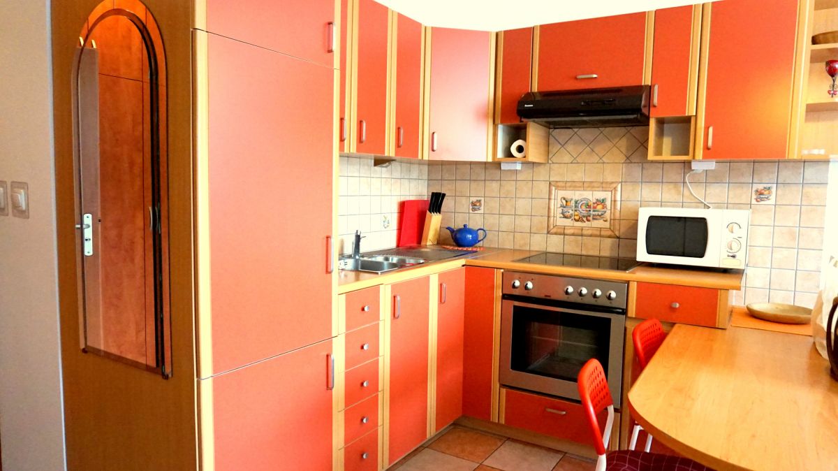 Apartament. KUPIECKI, 2 pokojowy, do 4 osoby. Kolobrzeg ul. Kupiecka 3B.